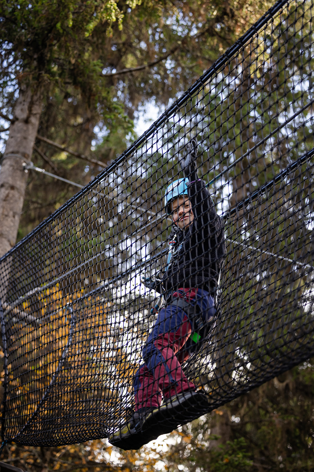 Climber at Høyt & Lavt Gålå in the fall